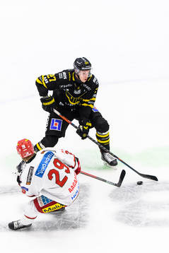 Västerås Sebastian Benker och Modos Mikkel Aagaard