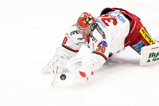 Modos målvakt Anthony Peters
