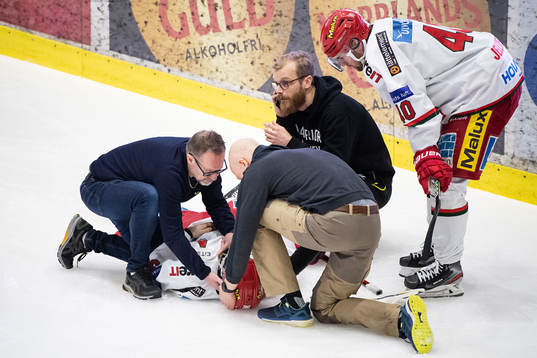 Modos Sebastian Ohlsson får vård