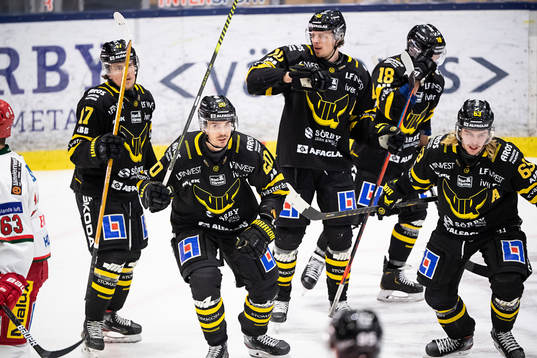 Västerås Henrik Hetta jublar