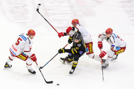 Modos Frank Corrado, Jesper Dahlroth och Jeremias Lindewall