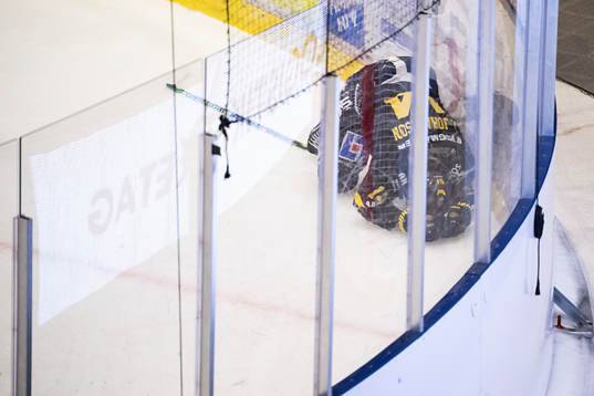 Västerås Jesper Johansson har ont