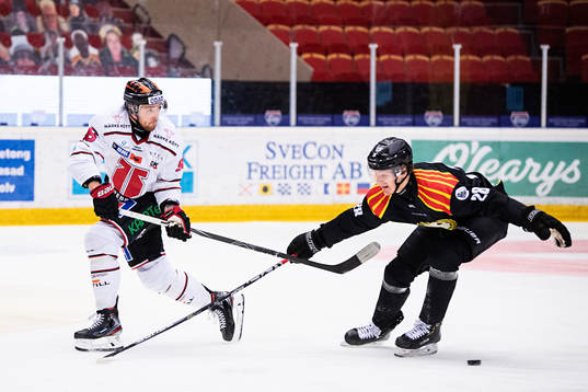 Örebros Robin Kovacs och Brynäs Oskar Kvist