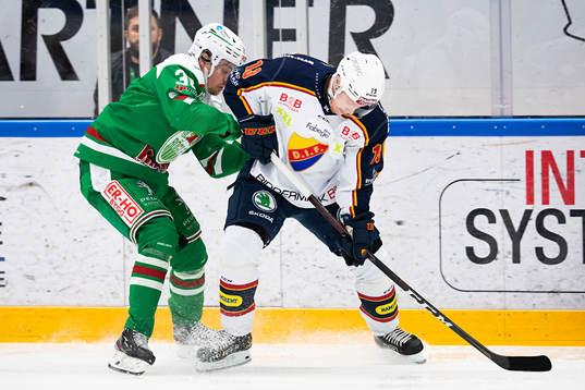 Rögles Filip Karlsson och Djurgårdens Kalle Östman