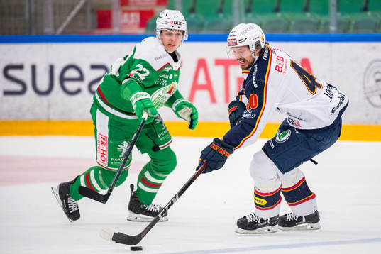 Djurgårdens Jacob Josefson och Rögles Samuel Jonsson