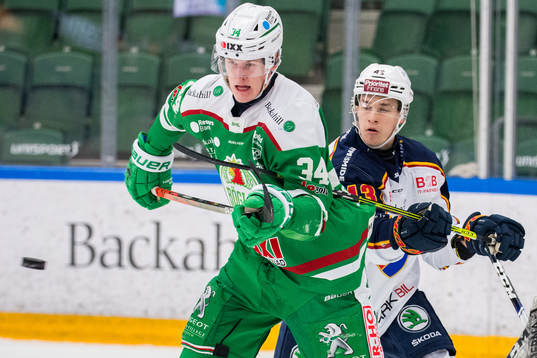 Rögles Adam Edström och Djurgårdens Tom Nilsson