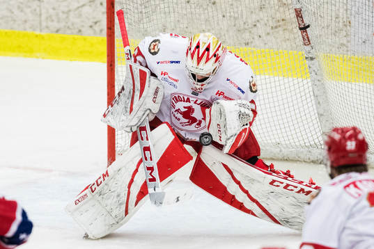Trojas målvakt Anton Hjalmarsson