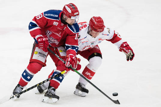 Huddinges Fabian Lundh och Trojas Tim Bothén