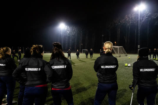 Spelare och ledare samlade