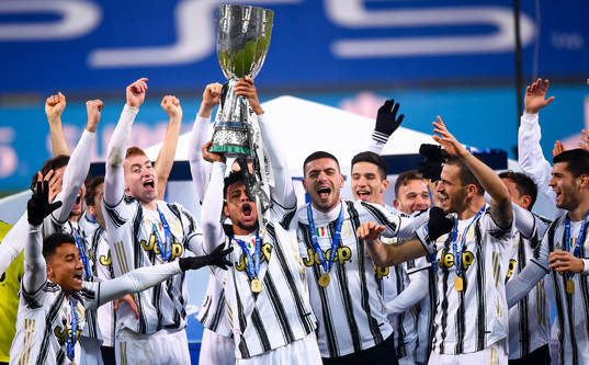 Dejan Kulusevski and Weston McKennie of Juventus celebrates