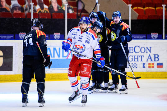 Oskarshamns Adam Janosik deppar
