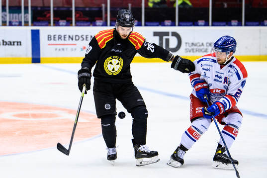 Brynäs Oula Palve och Oskarshamns Brian Cooper