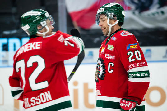 Frölundas Patrik Carlsson och Joel Lundqvist deppar