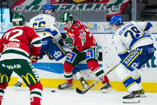 Frölundas Jesper Sellgren och Leksands Nils Åman och Emil