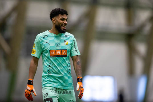 Häckens målvakt Jonathan Ursin Rasheed
