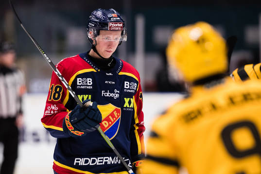 Djurgårdens Simon Johansson deppar