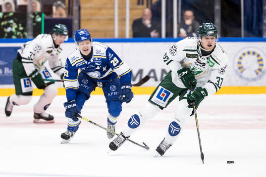 Färjestads Adam Ginning och Leksands Emil Heineman