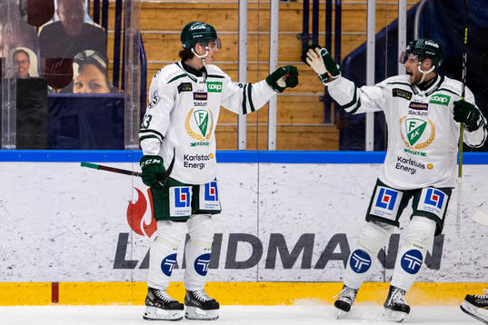 Färjestads Albert Johansson jublar