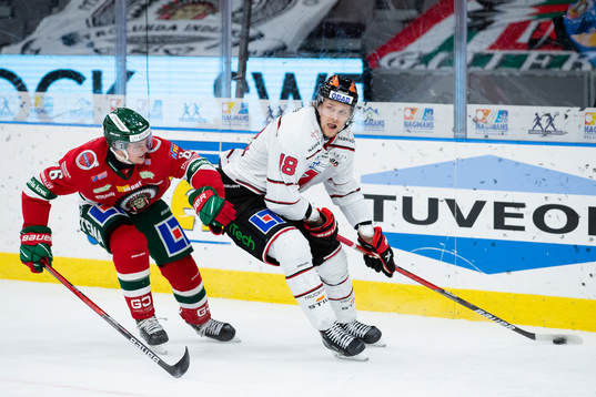 Frölundas Mattias Norlinder  och Örebros Rodrigo Abols