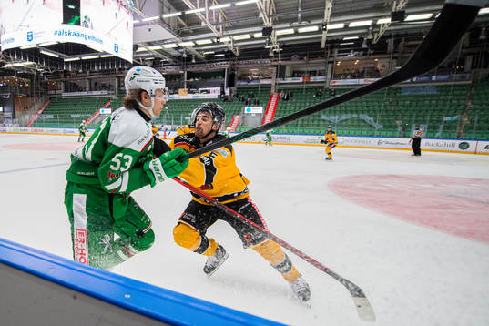 Rögles Moritz Seider och Luleås Eddie Larsson