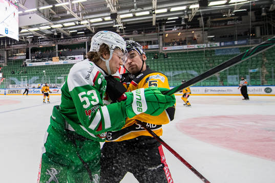 Rögles Moritz Seider och Luleås Eddie Larsson
