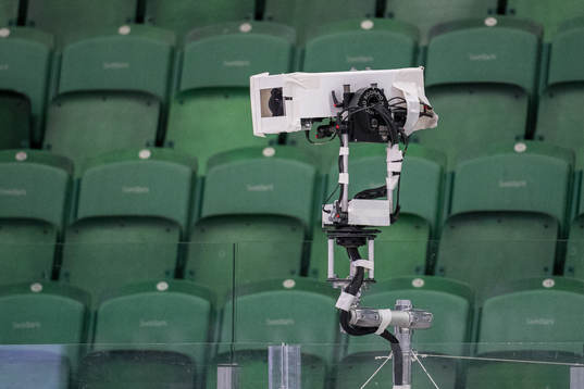 En kamera på sargen rinkside cam