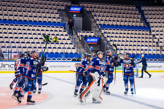 Växjös spelare jublar