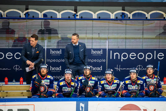 Växjös tränare Sam Hallam