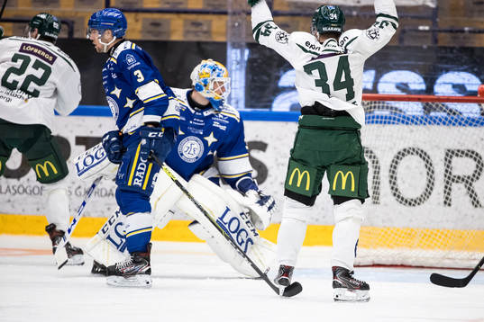 Färjestads Michael Lindqvist jublar framför Leksands