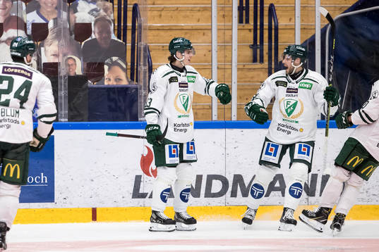 Färjestads Albert Johansson jublar