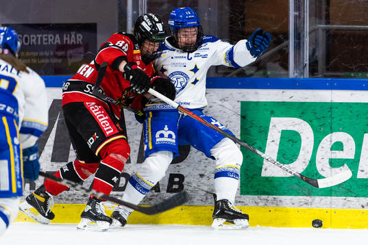 Luleås Ronja Savolainen och Leksands Hanna Sköld