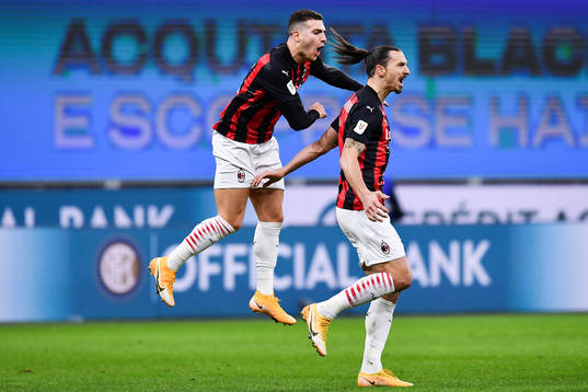 Zlatan Ibrahimovic of Milan celebrates