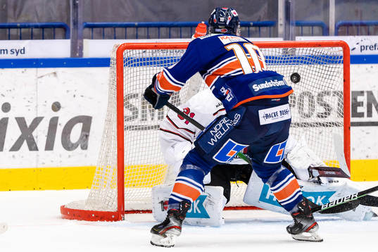 Växjös Richard Gynge gör mål 2-2