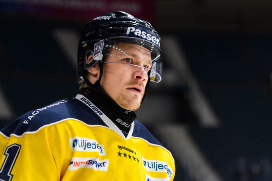 s Simon Önerud