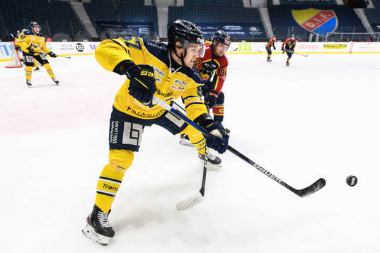 s Christoffer Törngren och Djurgårdens Manuel Ågren