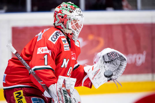 Modos målvakt Oliver Dackell