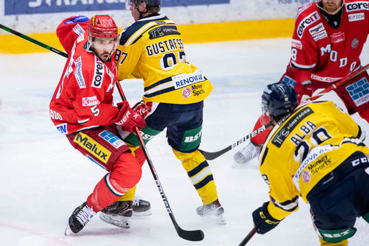 Modos Frank Corrado och Södertäljes Hugo Gustafsson