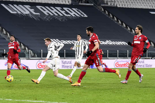 Dejan Kulusevski of Juventus scores 3-0