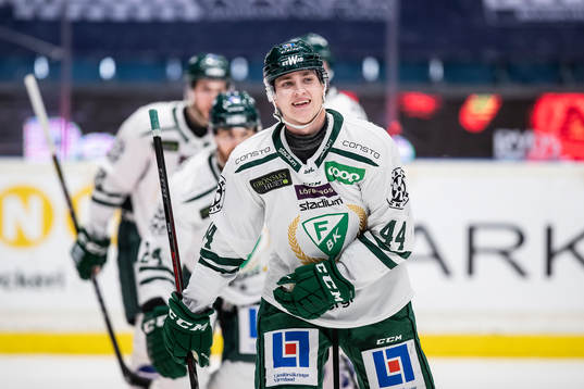 Färjestads Jacob Peterson jublar