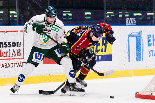 Färjestads Jacob Peterson och Djurgårdens Tom Nilsson
