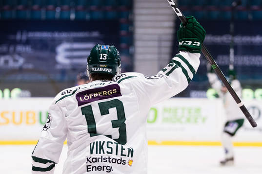 Färjestads Daniel Viksten jublar