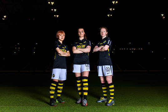 Caroline Murray, Hallbera Gísladóttir och Honoka Hayashi