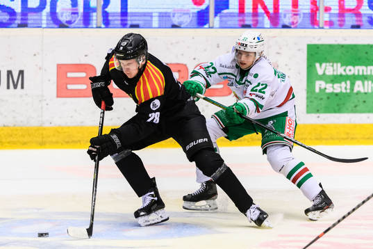 Brynäs Oskar Kvist och Rögles Samuel Jonsson