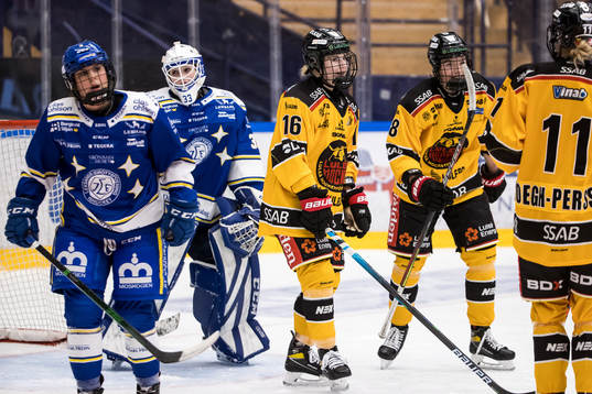 Luleås Petra Nieminen jubel