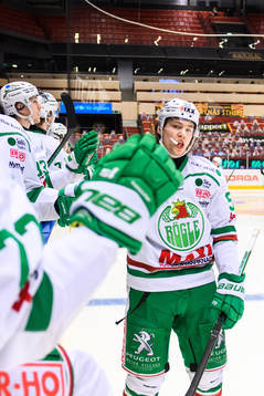 Rögles Moritz Seider jublar