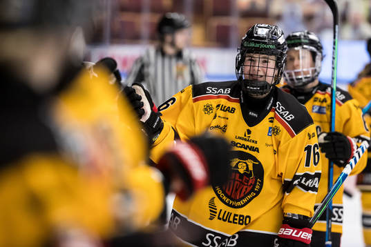 Luleås Petra Nieminen jubel