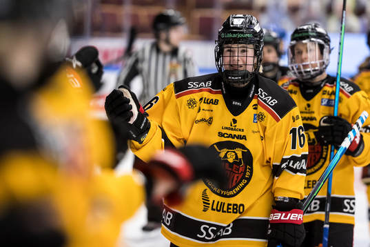 Luleås Petra Nieminen jubel