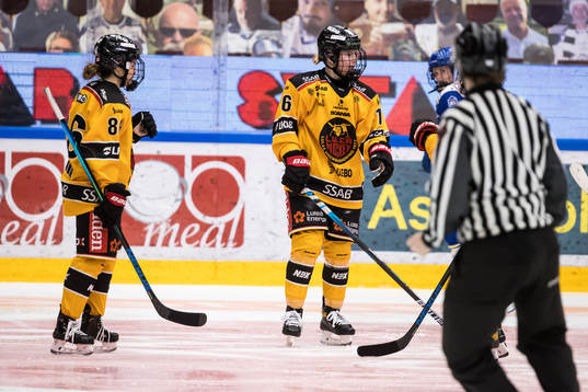 Luleås Petra Nieminen jubel