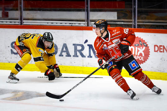 Örebros Robert Leino och Luleås Carl Mattsson