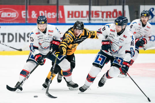 Linköpings Andrew Gordon och Alexander Johansson mot